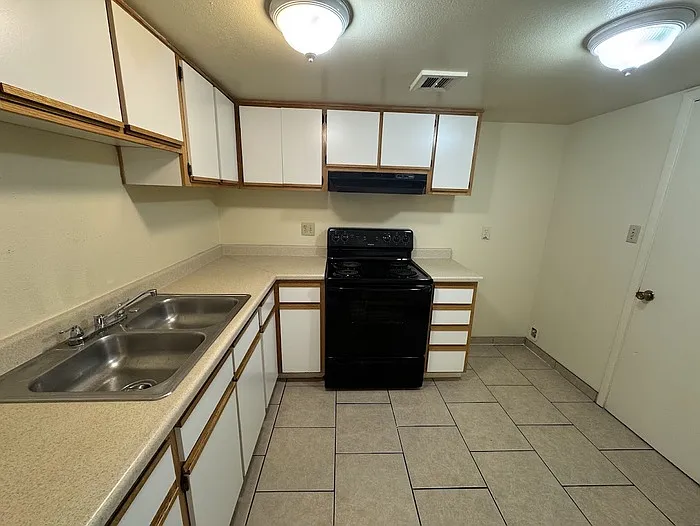 7129 W Wolf St — Photo 5