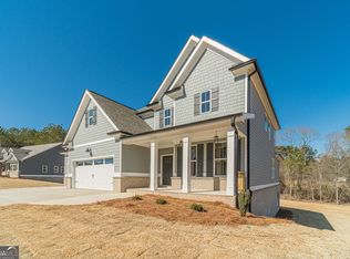 322 Pinewood Dr, Covington, GA 30014
