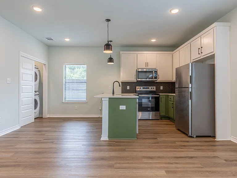 2346 Dakota St #1101 — Photo 12