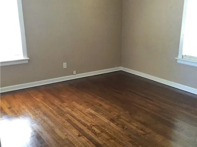 216 Elm St — Photo 10