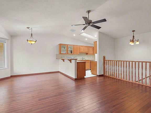4th image of 1610 S Newer Ln