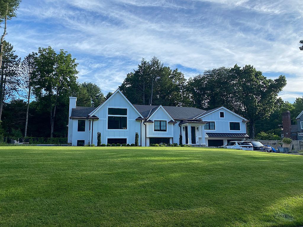 250 Edgewater Dr, Needham, MA 02492 Zillow