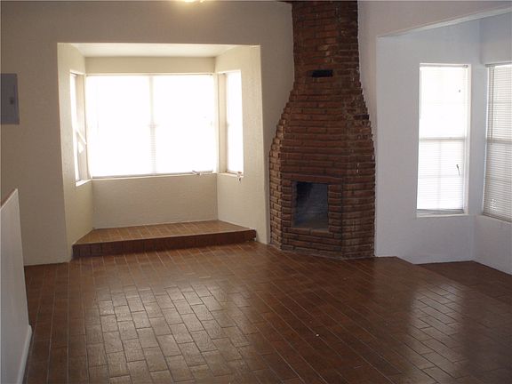 5th image of 11454 Delano Dr