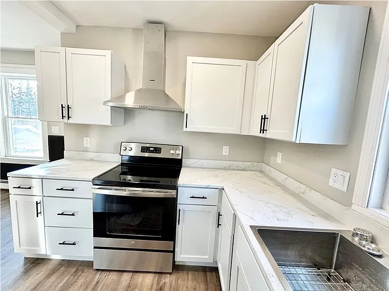 34 Rutland Street — Photo 3