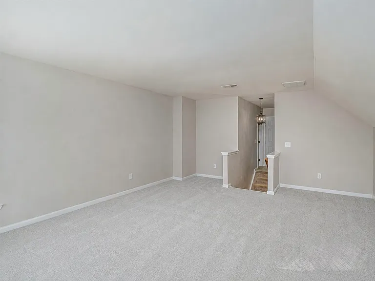 7800 Antique Cir — Photo 8