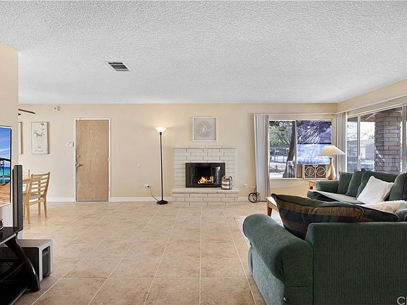 5th image of 15854 Greenrock Ave