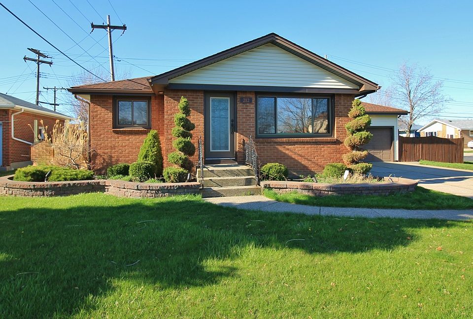 1st image of 212 Crandon Blvd