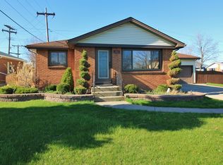 212 Crandon Blvd, Cheektowaga, NY 14225