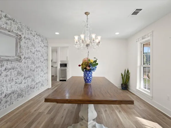 73 Mayfield Rd, Laurel, MS 39443