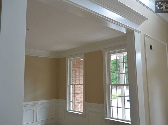 3rd image of 341 Old Wood Dr