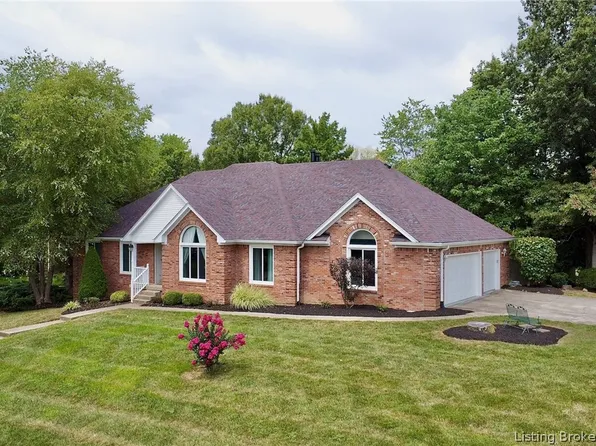 1300 Chapel Creek Court, New Albany, IN 47150