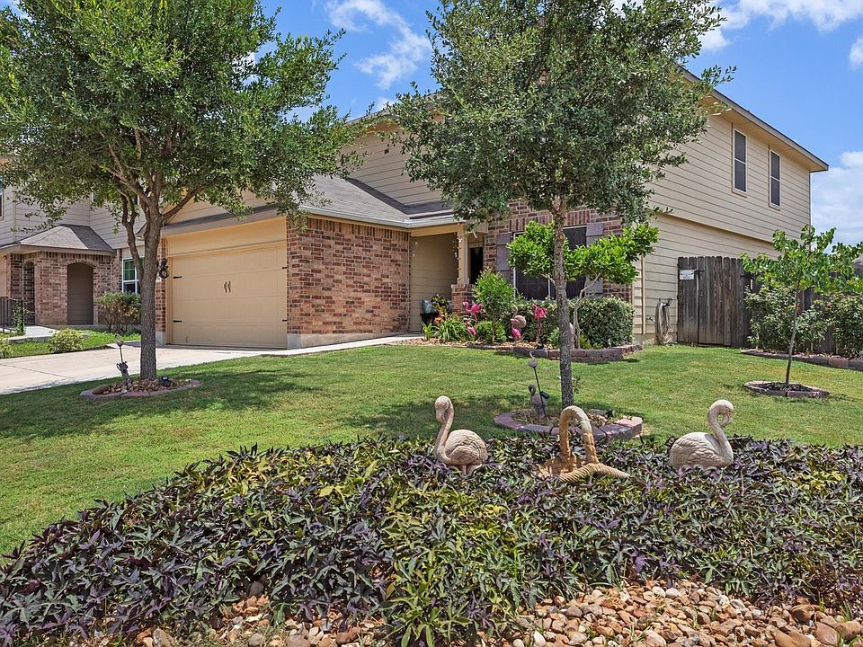 2nd image of 702 Pelican Point