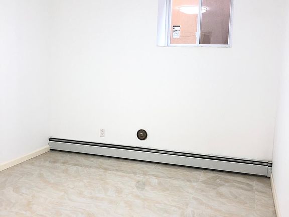 5th image of 13027 58th Ave #Sb