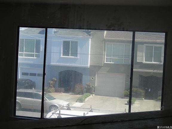 4th image of 2322 40th Ave