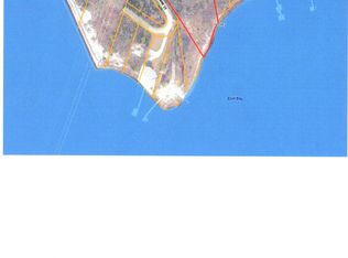 6943 Santa Clara Dr, Navarre, FL 32566