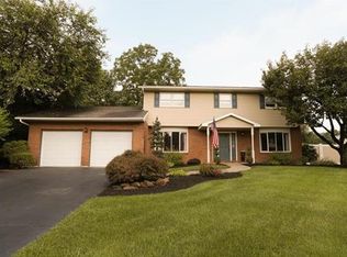365 Johnston Dr, Bethlehem, PA 18017