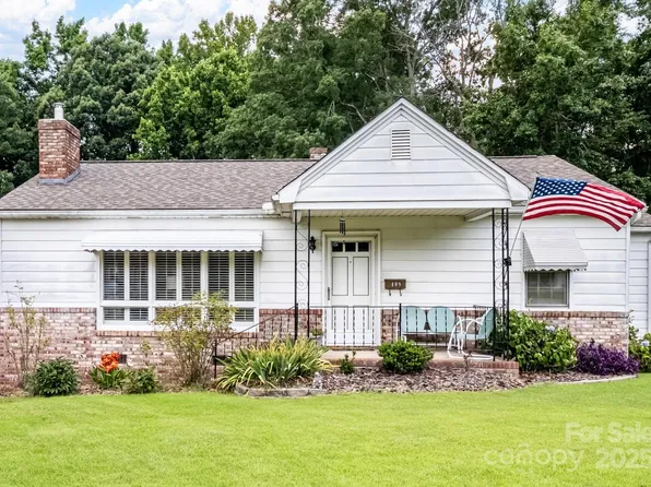 409 E 18th St, Kannapolis, NC 28083