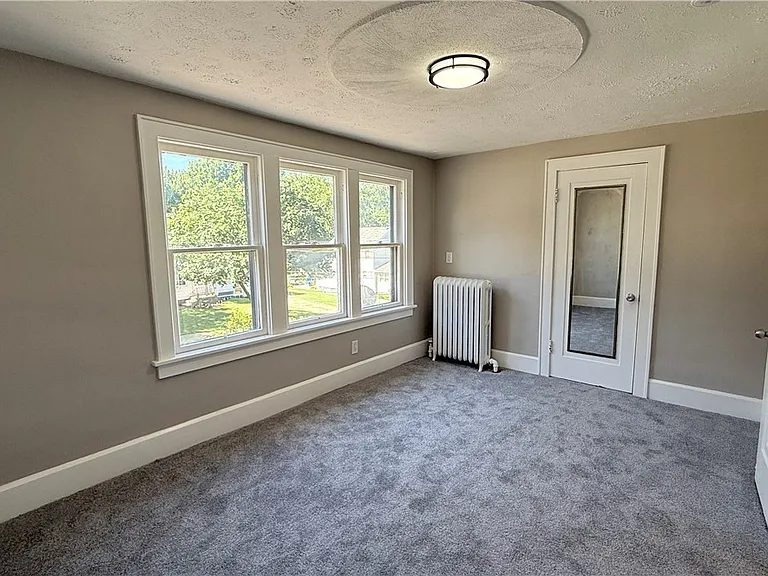 721 Polk Ave — Photo 18