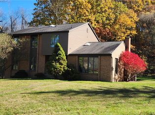 107 Spring Hollow Dr, Apollo, PA 15613