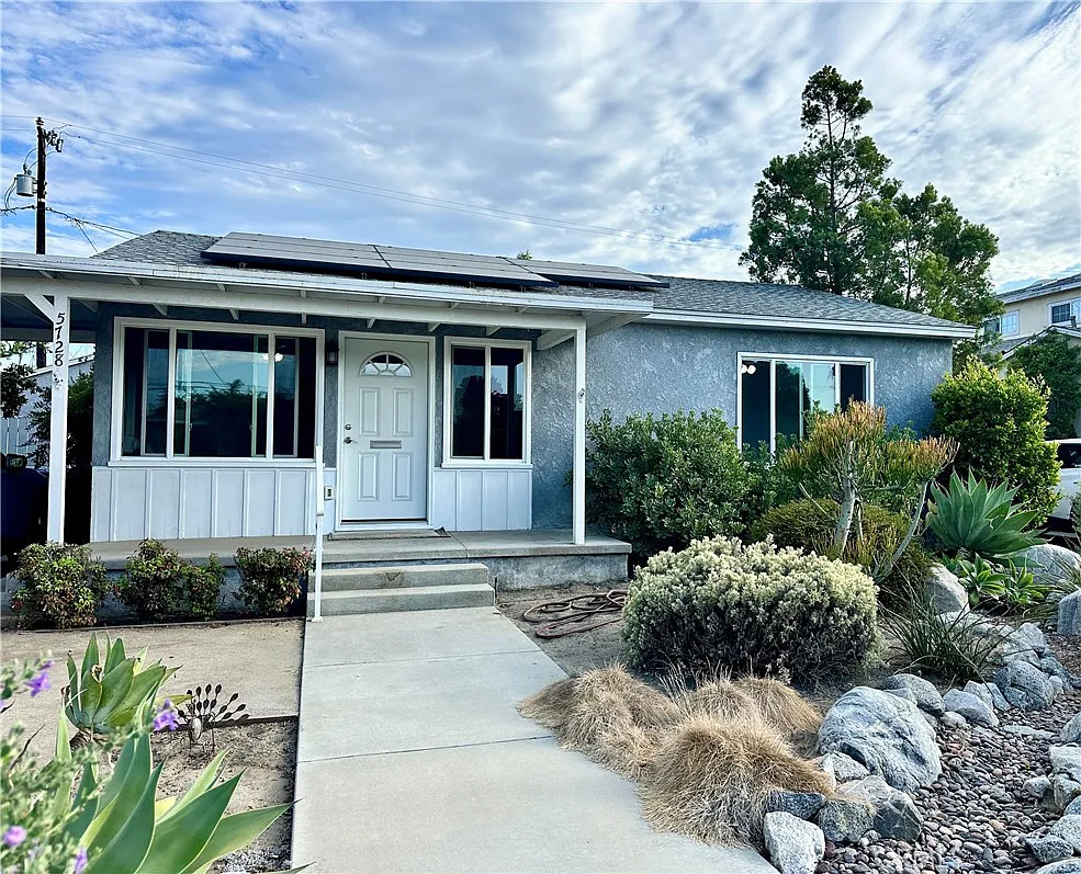 3 bed, 1428 sqft, $4,500 — Photo 1