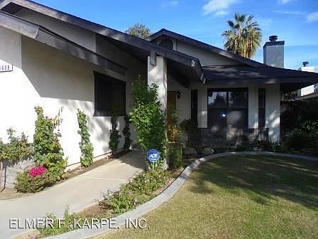 2nd image of 3608 Cumbre Ct