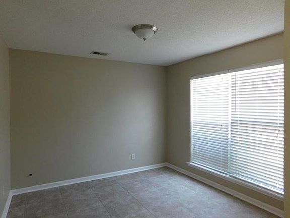 5th image of 5417 Gold Leaf Ln