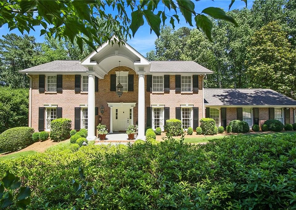 1st image of 6135 Riverwood Dr