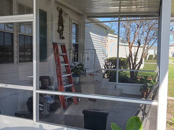 5th image of 3928 Glenwick Dr #392