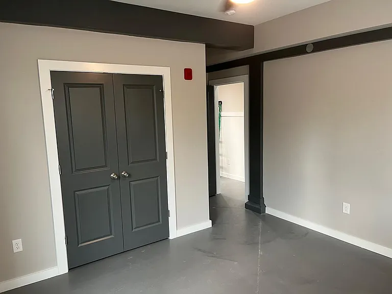 1116 N Walnut St #6 — Photo 11