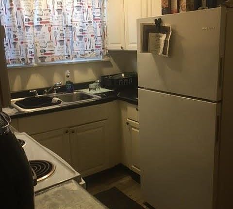 5th image of 510 Hill Ave #512