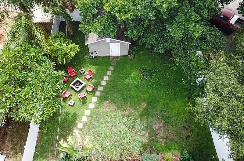 2 bed, 866 sqft, $3,050 — Photo 2