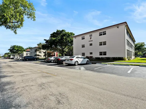 13350 SW 1st St APT 206P, Pembroke Pines, FL 33027