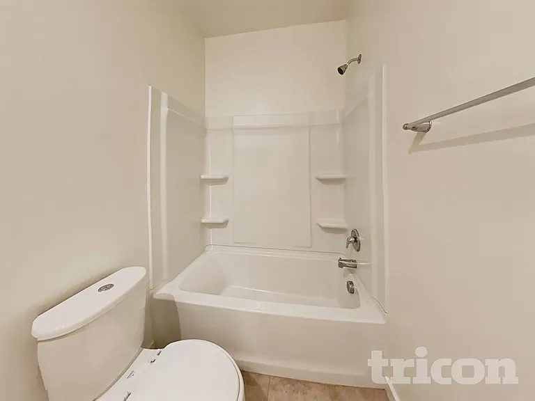 439 W Tenia Trl — Photo 16