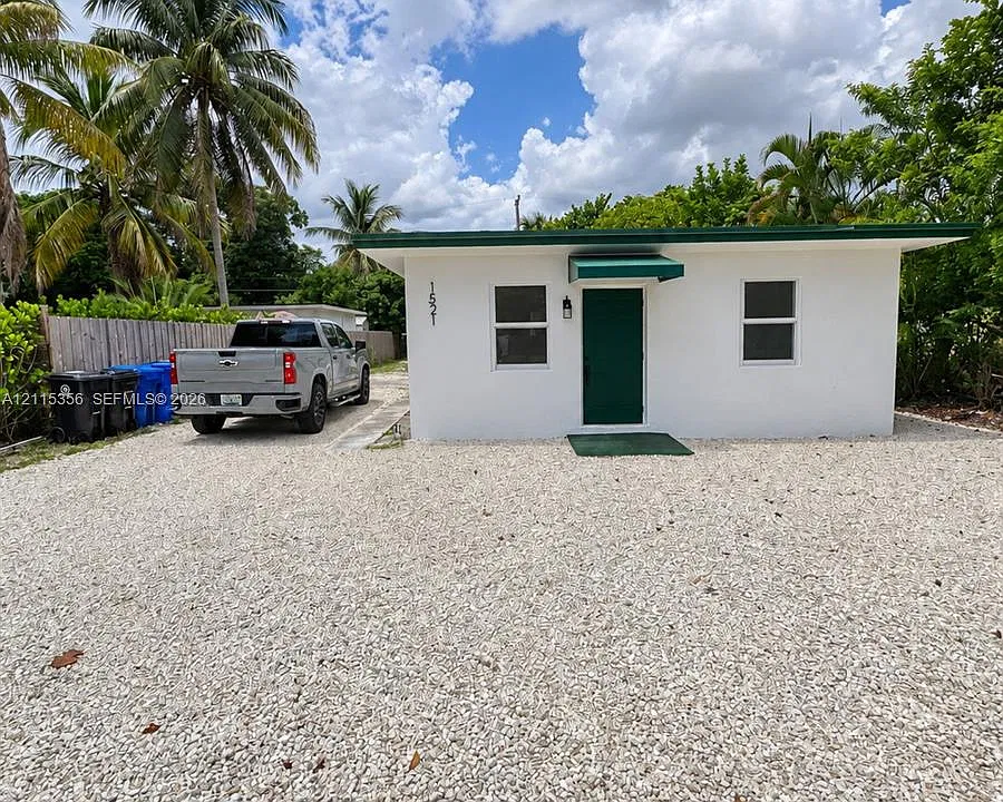 1521 NW 5th Ave #1