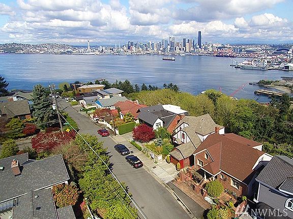 Fantastic location with 180 degree views of Seattle, Elliott Bay, Cascade Mountain range.
