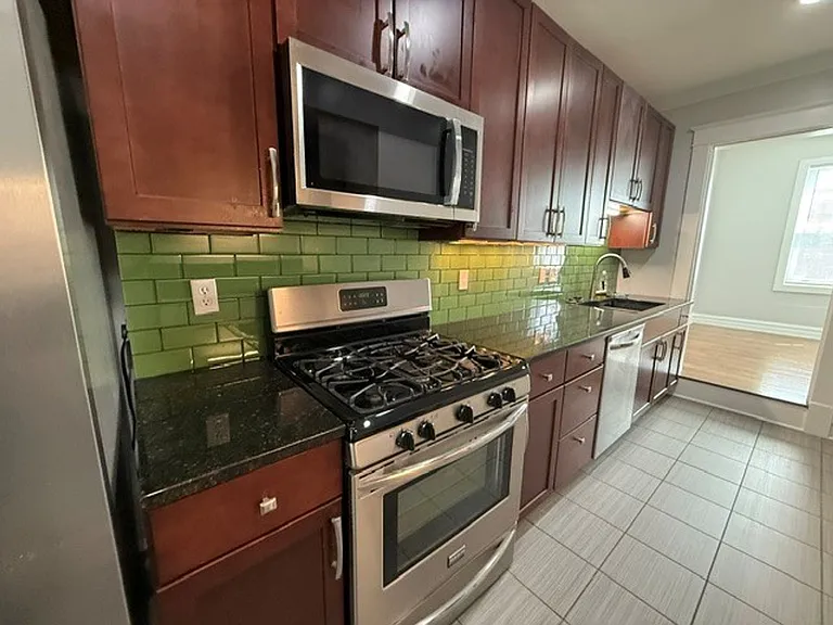 4734 McPherson Ave — Photo 12