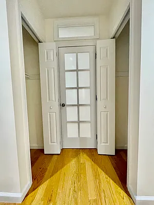 Rented by HOLTON REAL ESTATE INC. | media 16