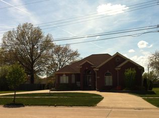 34851 Koch Ave, Sterling Heights, MI 48310