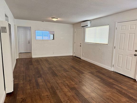 3rd image of 1710 S Teilman Ave #B