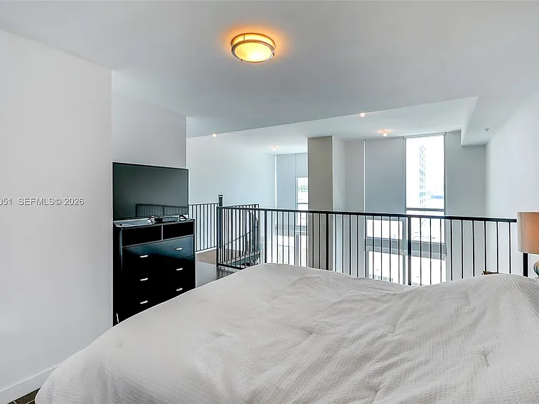 300 S Biscayne Blvd #L-1022 — Photo 8