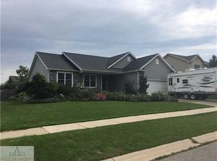 1810 Parakeet, Holt, MI 48842