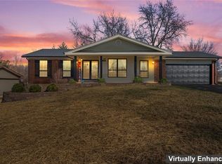 178 Rue Grand Dr, Lake Saint Louis, MO 63367