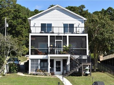 256 Strand Rd, New London, NC, 28127