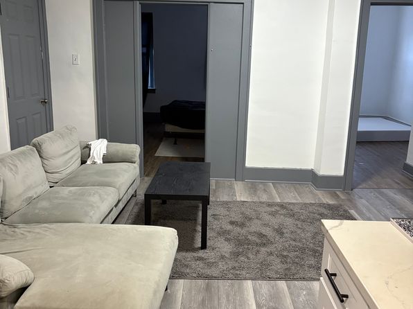 12000 Joseph Campau St #4