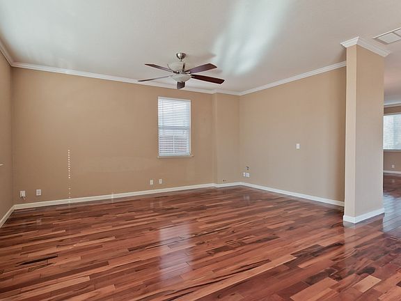 5th image of 684 Twin Oaks Dr