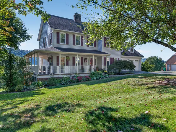 19174 Triple Crown Dr, Abingdon, VA 24211