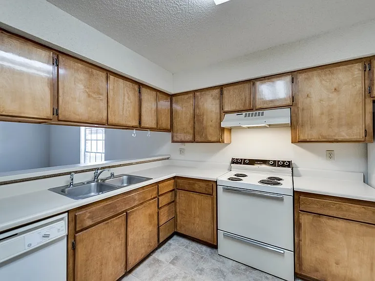 2901 W Louisiana Ave #3 — Photo 8
