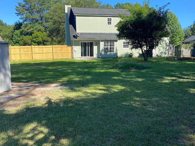 174 Sterling Creek Dr — Photo 3