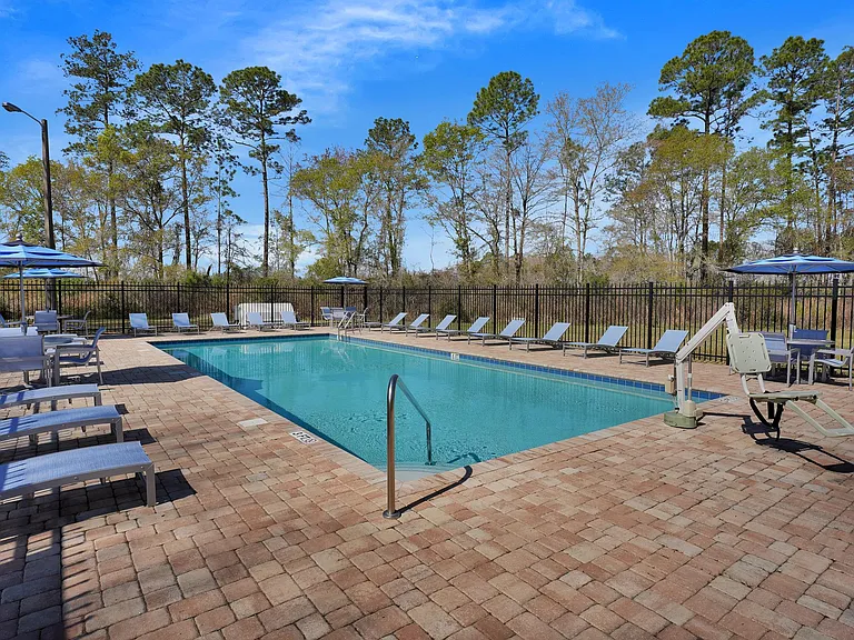 Saddle Brook Landings — Photo 18