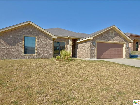 2nd image of 1807 Lindsey Dr